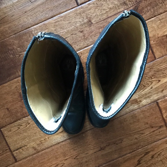 Frye boots - like new - Picture 3 of 5